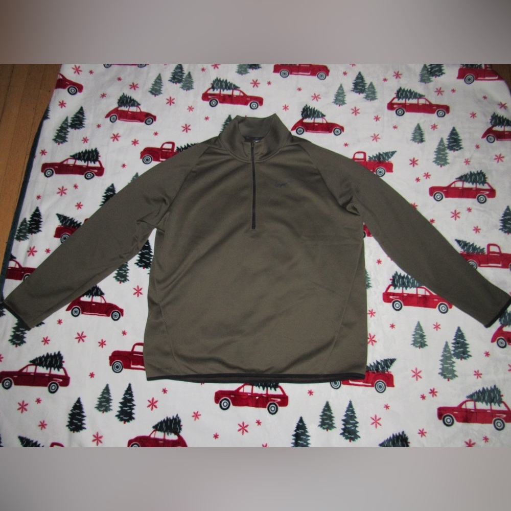 Nike Quarter Zip (Dri Fit)